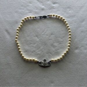 Vivienne Westwood Mini Bas Relief Pearl Choker Silver Crystal Orb Necklace
